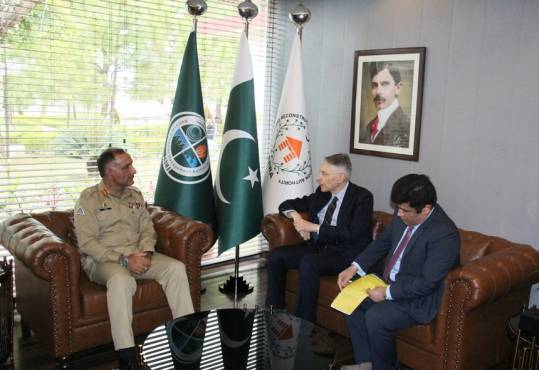 03-4-2023, Islamabad: Caroline Hancock-Ebner, Deputy Head of Mission, Swiss Embassy, called on Chairman NDMA Lt. General Inam Haider Malik at NDMA HQs.